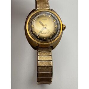 Vintage Timex Watch Ladies Gold Tone with Speidel Twist-O-Flex Band NON WORKING